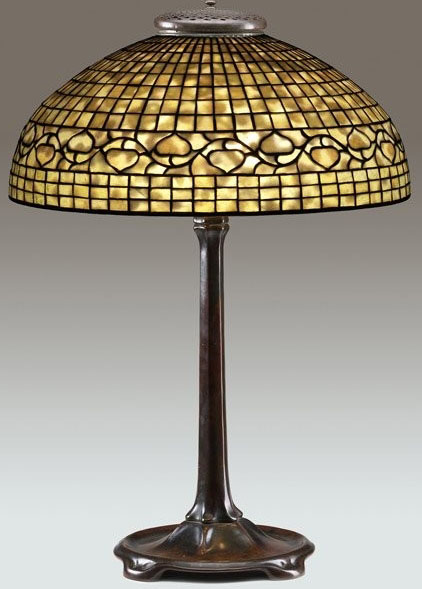 Acorn pattern Tiffany Studios table lamp