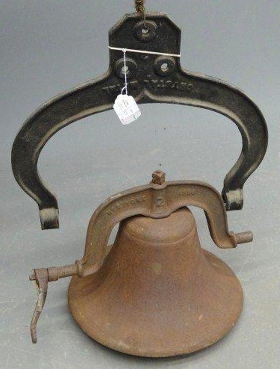 Bell; C S Bell Co, Cast Iron, Yoke No 2, 20? inch.