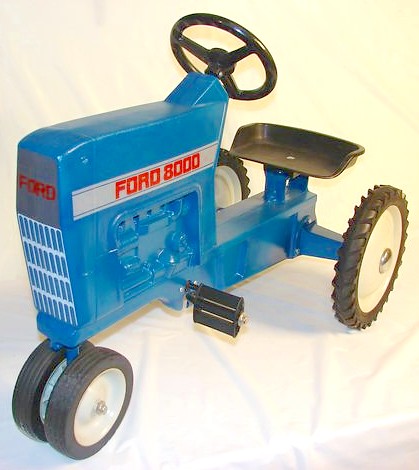 Ertl ford 8000 toy tractor #3