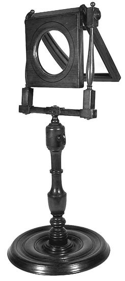 Viewer; Zograscope, Viewer on Stand, English.