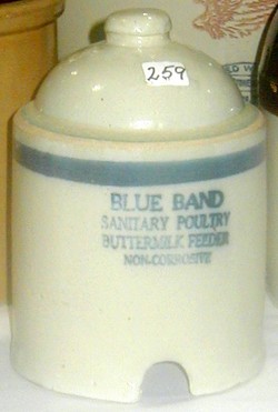Red Wing Pottery Poultry Feeder Bell Type Blue Band Sanitary