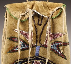 Bag; Shoshone, Pouch, Beaded Hide, 7 inch.