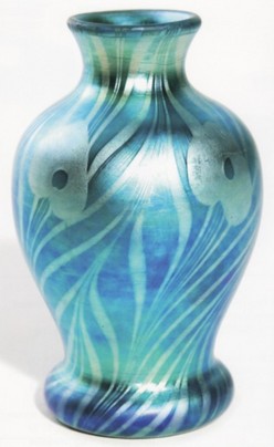 Steuben Glass Aurene Vase Shouldered Pulled Feather Blue 5 Inch