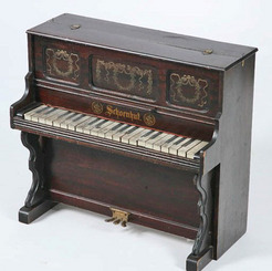 Musical Toy; Schoenhut, Piano, Upright, 22 Keys, 23 inch.