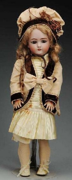 Simon & Halbig Doll; Dressel (Cuno & Otto), Jutta Child #1349, Brown